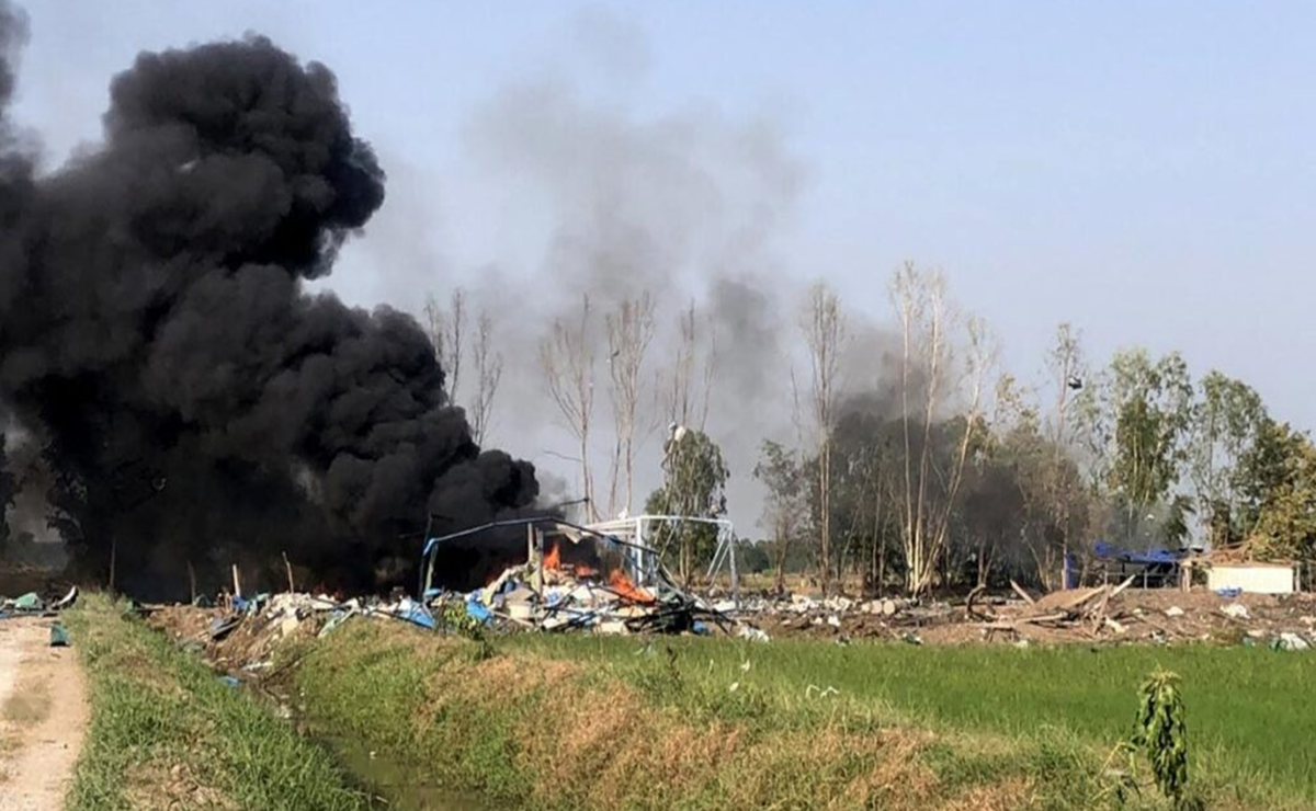 Estallido de una fábrica de pirotecnia deja al menos 23 muertos en