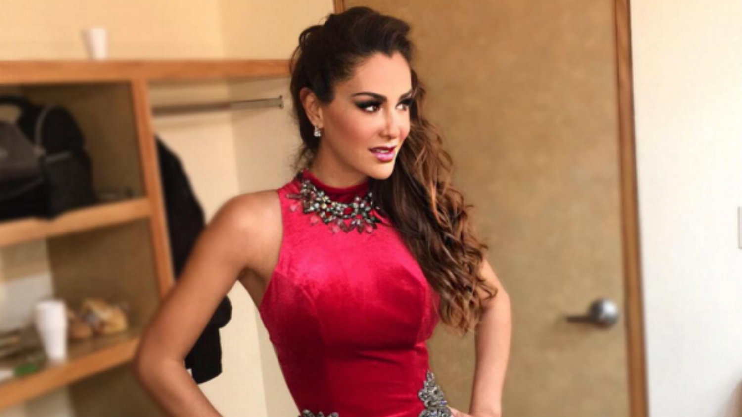 Ninel conde mega escote compilation