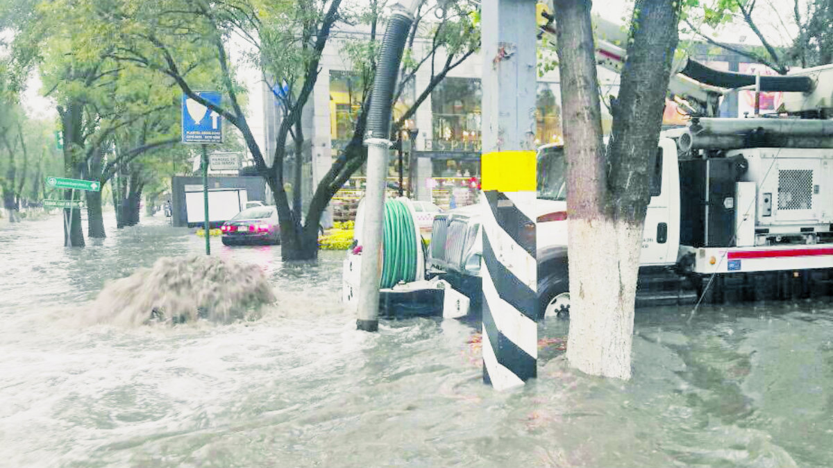 Lluvia Inunda Tlalnepantla Y Cuautitlán Izcalli El Gráfico Historias Y Noticias En Un Solo Lugar 9558