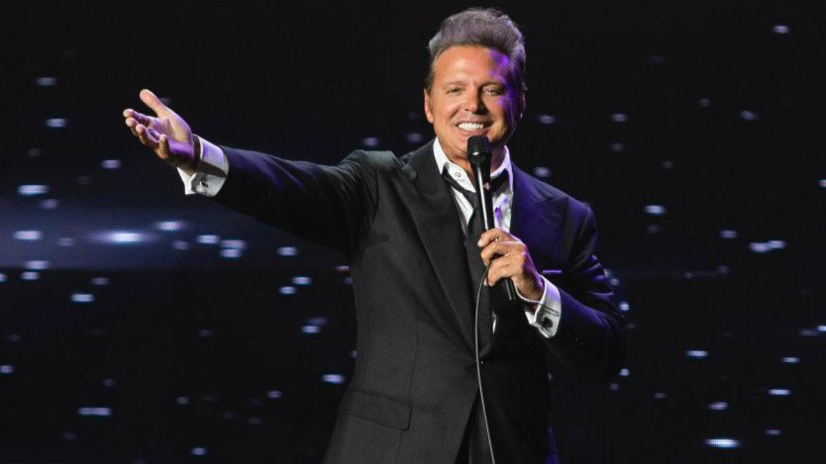 Luis Miguel se queda sin voz en pleno concierto, en Boston El Gráfico