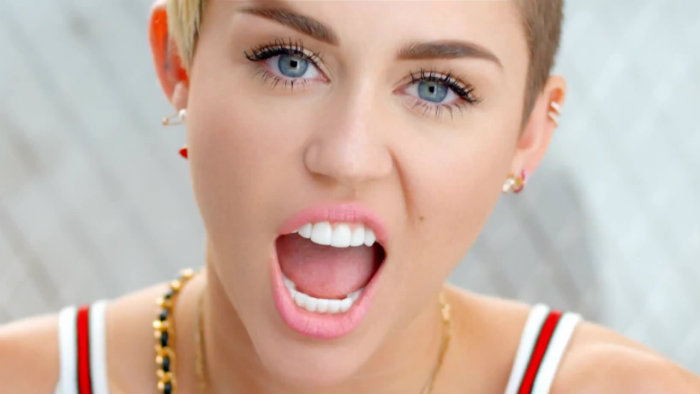 Miley Cyrus Se Toca En Pblico El Grfico Historias Y Noticias En