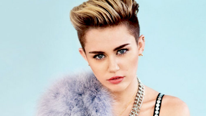 Miley Cyrus Escandaliza Con Mensaje Sexual Navideño El Gráfico Historias Y Noticias En Un Solo