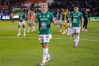 Andrés Guardado anuncia su retiro de las canchas