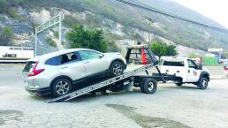 Plomean camioneta de turistas, en Guerrero 