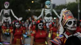 Caravana de huesos en Paseo de la Reforma, en CDMX