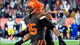 Myles Garrett, jugador de los Browns es suspendido de la NFL