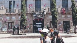 Revelan que feministas cobraban cuotas a locatarios en CDMX, durante toma de CNDH