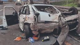 Automóvil vuelca y se incrusta en otro por detrás en Edomex, accidente deja sin vida a mujer