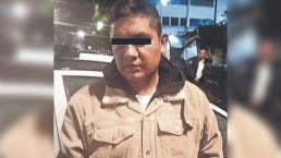 Policías detienen a su compañero por pedirle mordida al conductor de un BMW, en Naucalpan