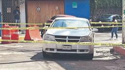 Asesinan a plomazos a un abogado por resguardar en su auto a mujer perseguida, en Cuernavaca