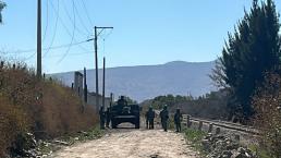 ¡Tétrico! Aparecen cuatro cadáveres dentro de un taxi abandonado, en Valle de Chalco 