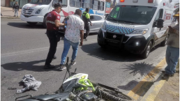 Alcoholizados y a exceso de velocidad, pareja cae de su moto en la México - Pachuca