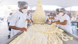 La bola más grande de queso es oaxaqueña y rompió un récord Guinness 