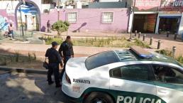 Policía se da tiro en la cabeza y muere, en una vecindad del Centro de la CDMX