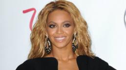 Beyoncé se asolea las  “nenas”