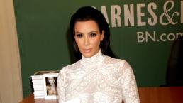 El topless de Kim Kardashian al estilo Marilyn Monroe | VIDEO