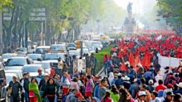 Antorchistas causan 'atorón' en la capital mexicana