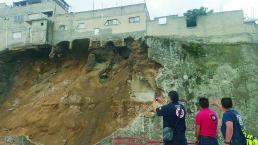 Cierran una plaza tras deslave en Naucalpan