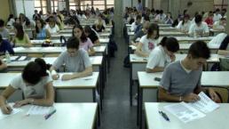 Estudiante golpea a su profesor 