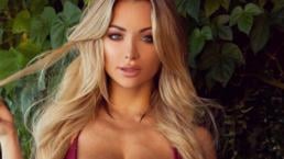 Lindsey Pelas y su desbordante selfie 