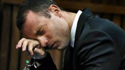 Pistorius se salva de la cadena perpetua