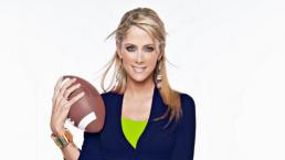 Famosas calientan el Super Bowl